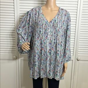 Rose + Olive Plus Size Floral V-Neck Women's Top Size 3X